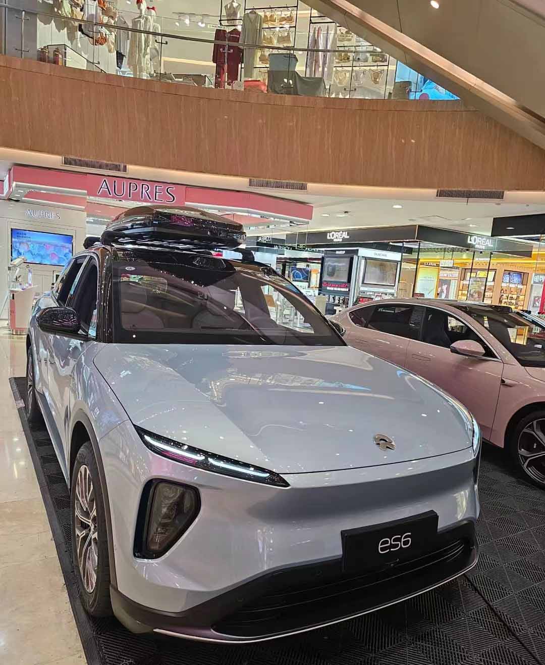 My friend is buying an electric car, I recommend NIO