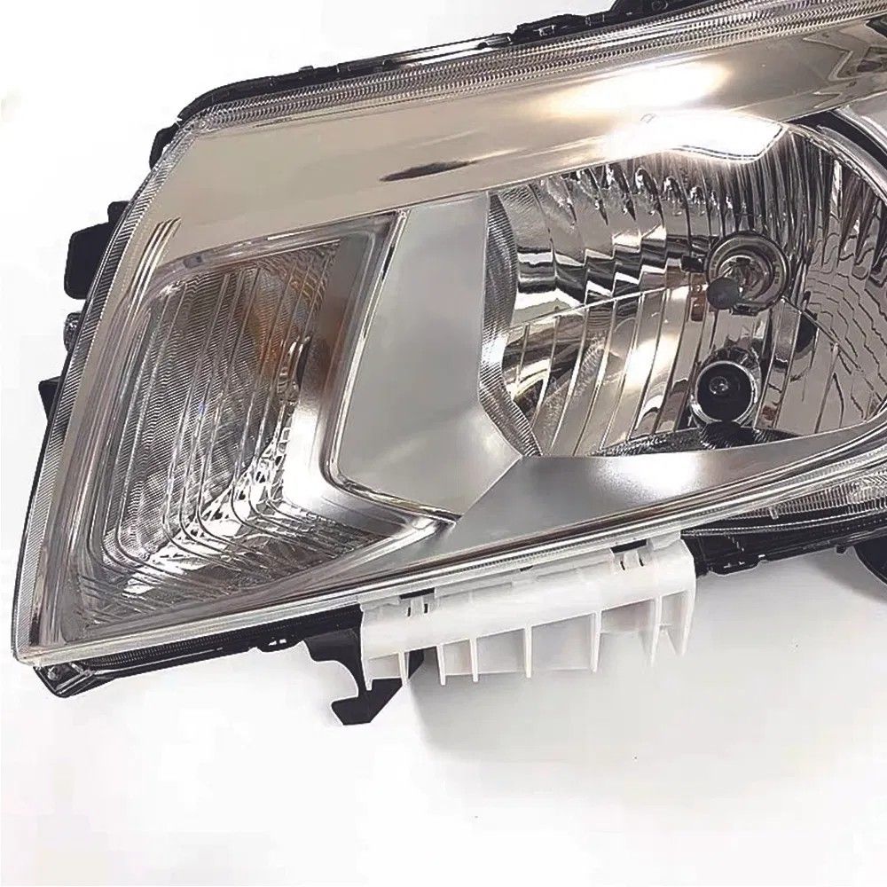 NP300 front headlamp wholesale